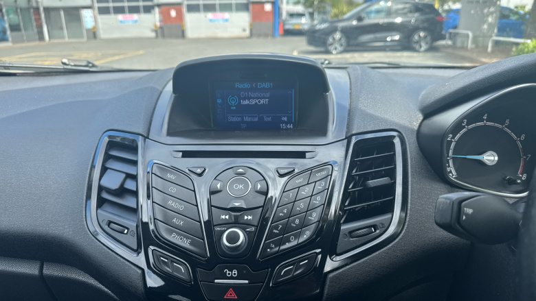 Ford Fiesta 1.25 82 Zetec 5dr Petrol Hatchback